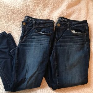 2 PAIRS American Eagle Super Stretch Jeggings